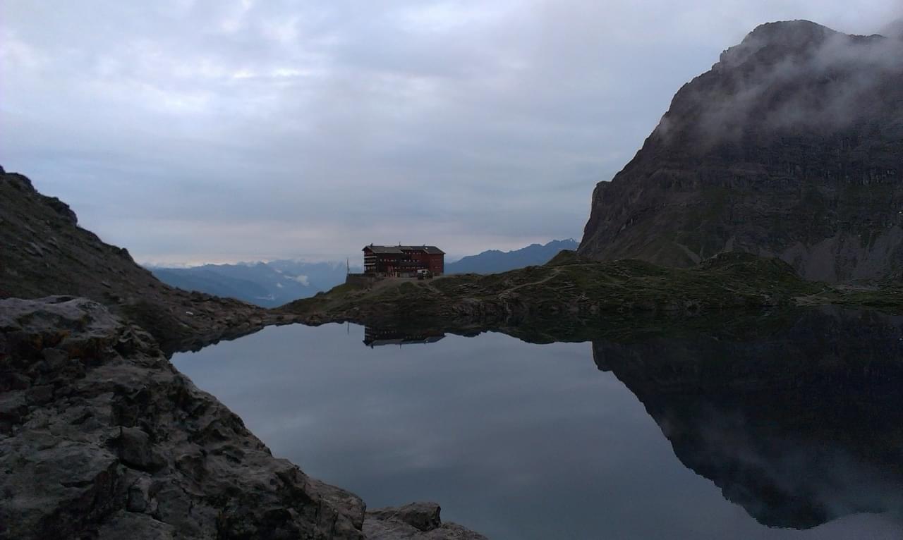 Inzendingen fotowedstrijd "berghut"