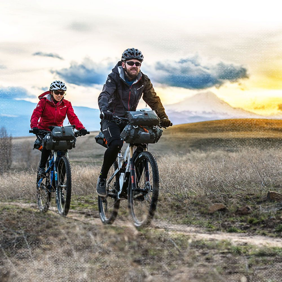 Bikepacking; wanneer fietsen en lichtgewicht kamperen elkaar ontmoeten