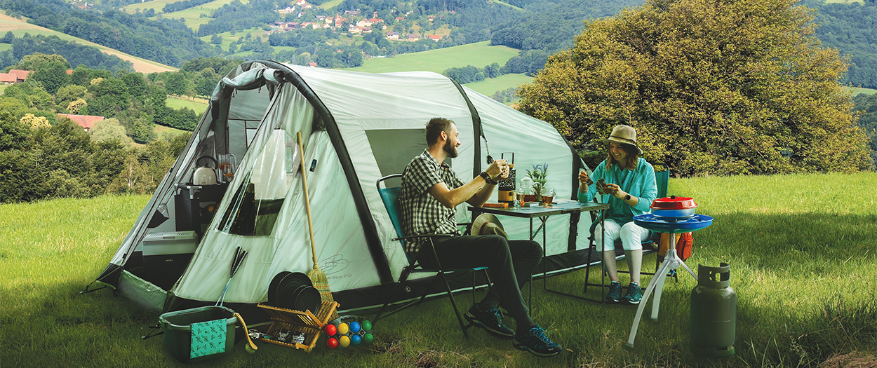 Opblaastent. Echt handig of gewoon een kampeertrend?