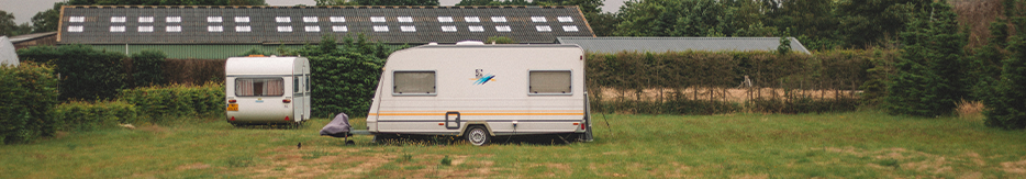 Schoonmaken en onderhouden van het chemisch toilet