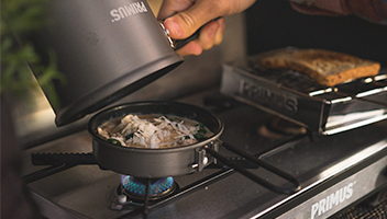 Kampeer vs lichtgewicht kookspullen