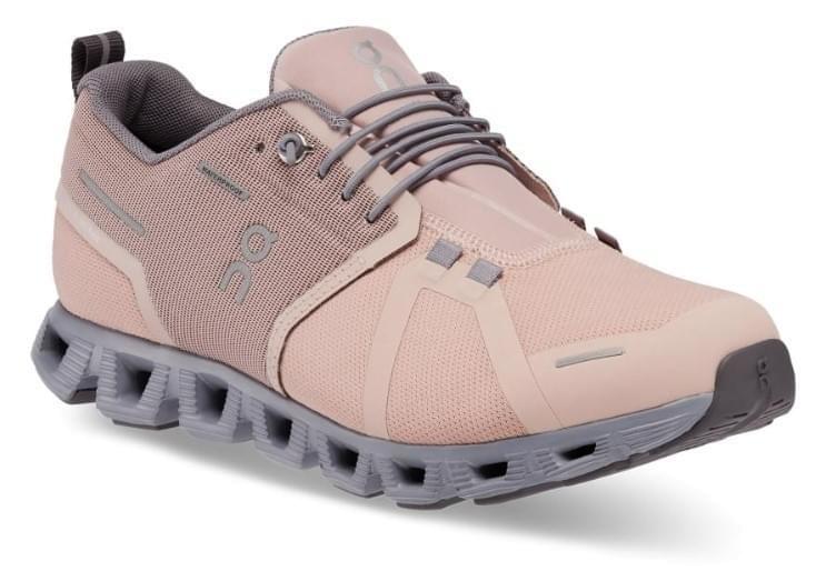 ON schoenen; Gekregen, gedragen en versleten